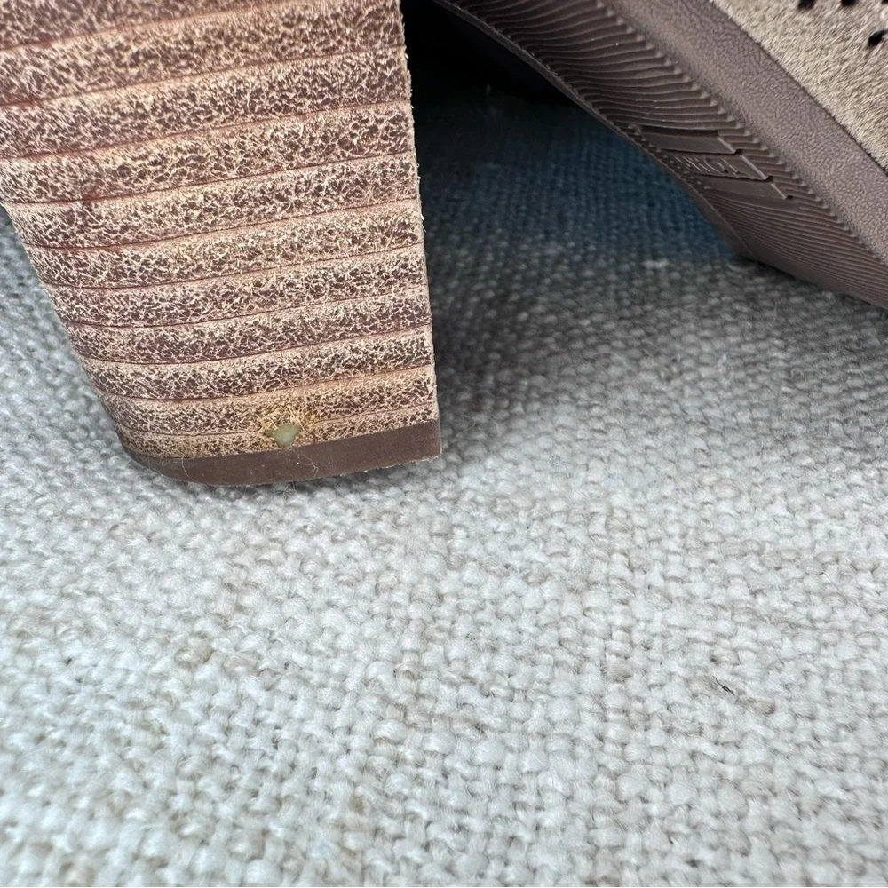 TOMS Majorca Peep Toe Bootie (Stucco Suede Perforated) block heel - Picture 8 of 16